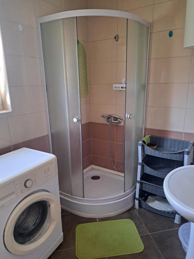 Md Apartmani Čanj Extérieur photo